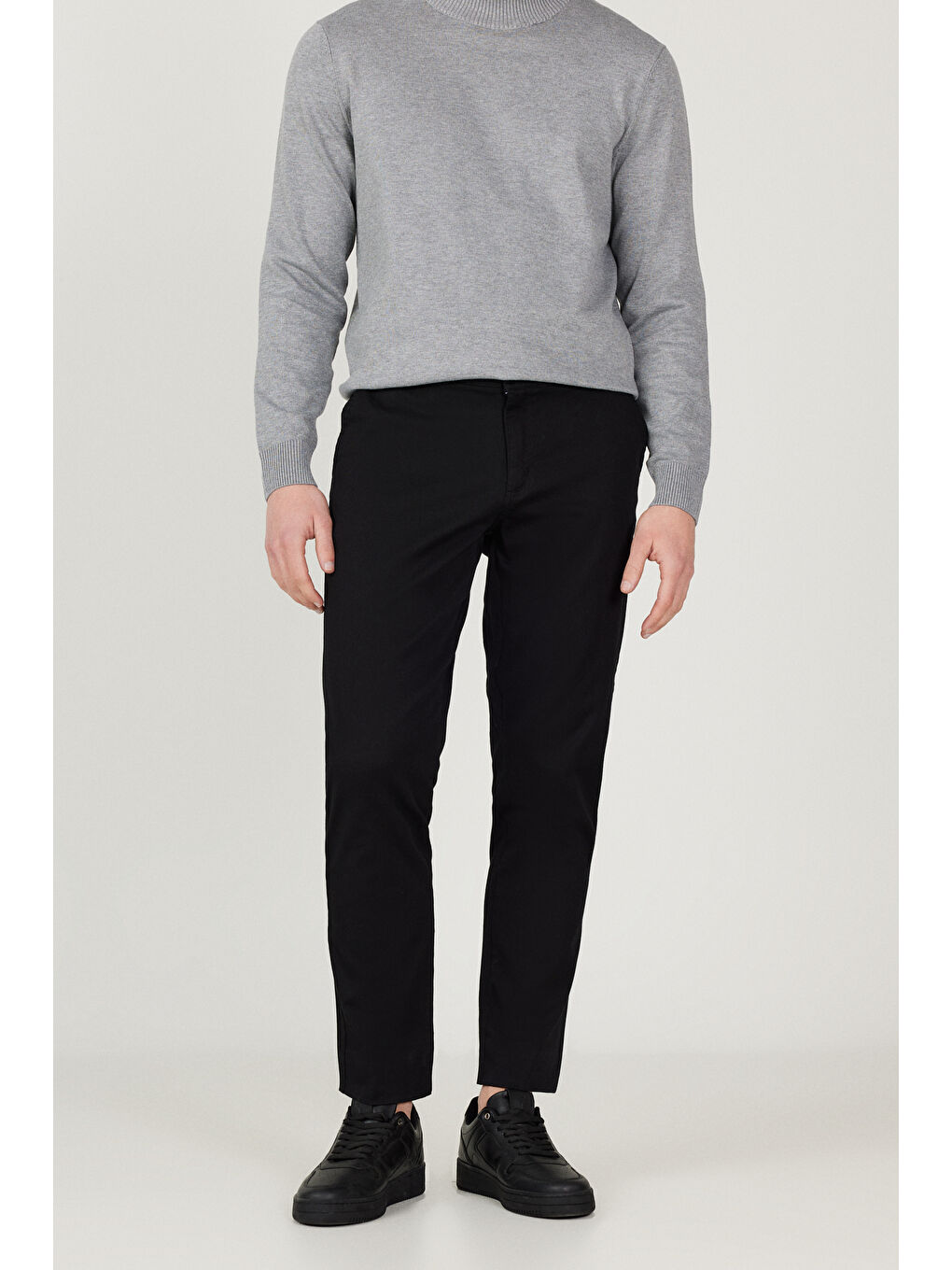 Erkek Siyah Slim Fit Dar Kesim Pamuklu Esnek Chino Pantolon-4