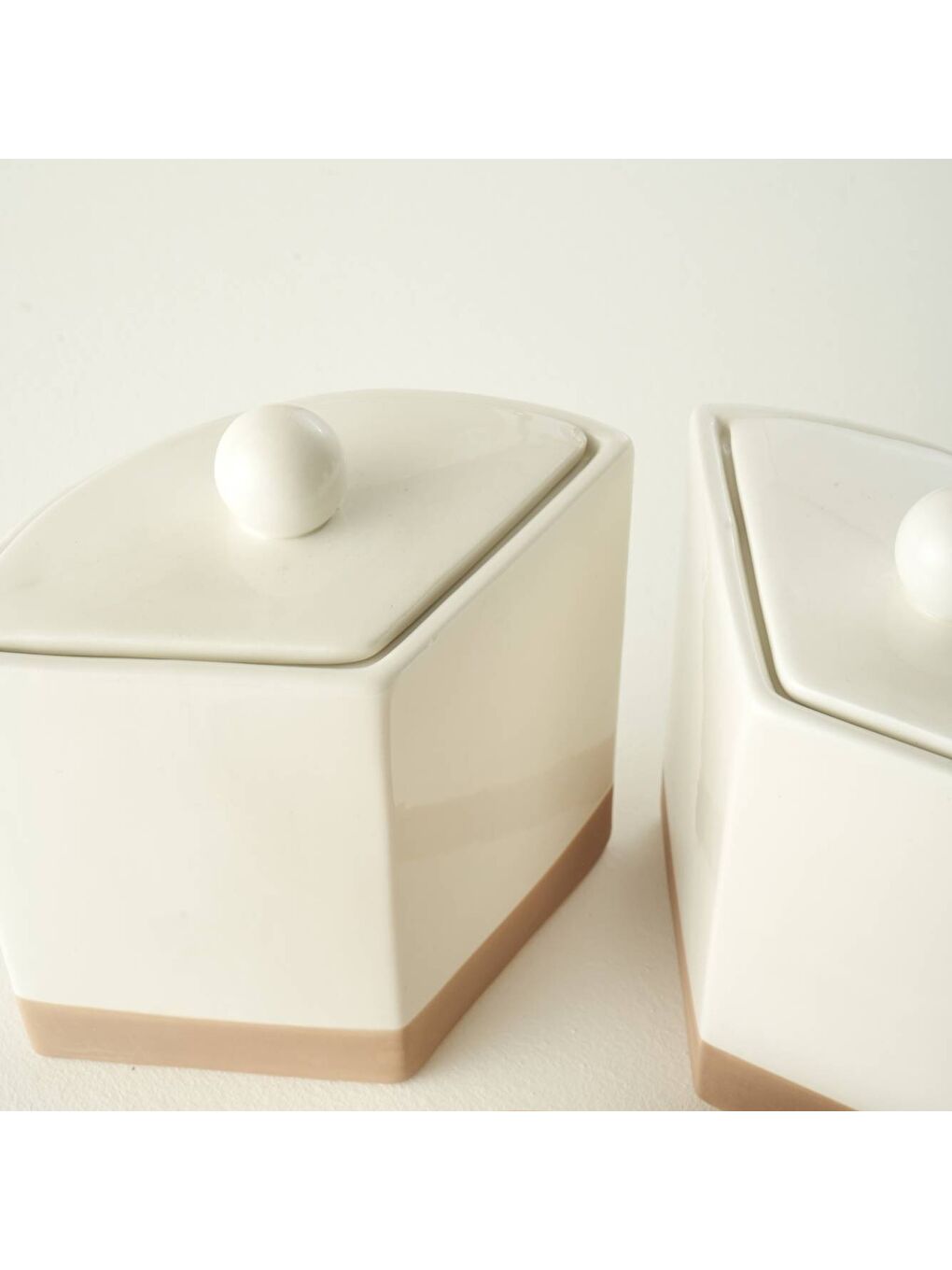 Enjoy Dönen Standlı Seramik Kavanoz Seti Beyaz (22x21,3 cm)-5