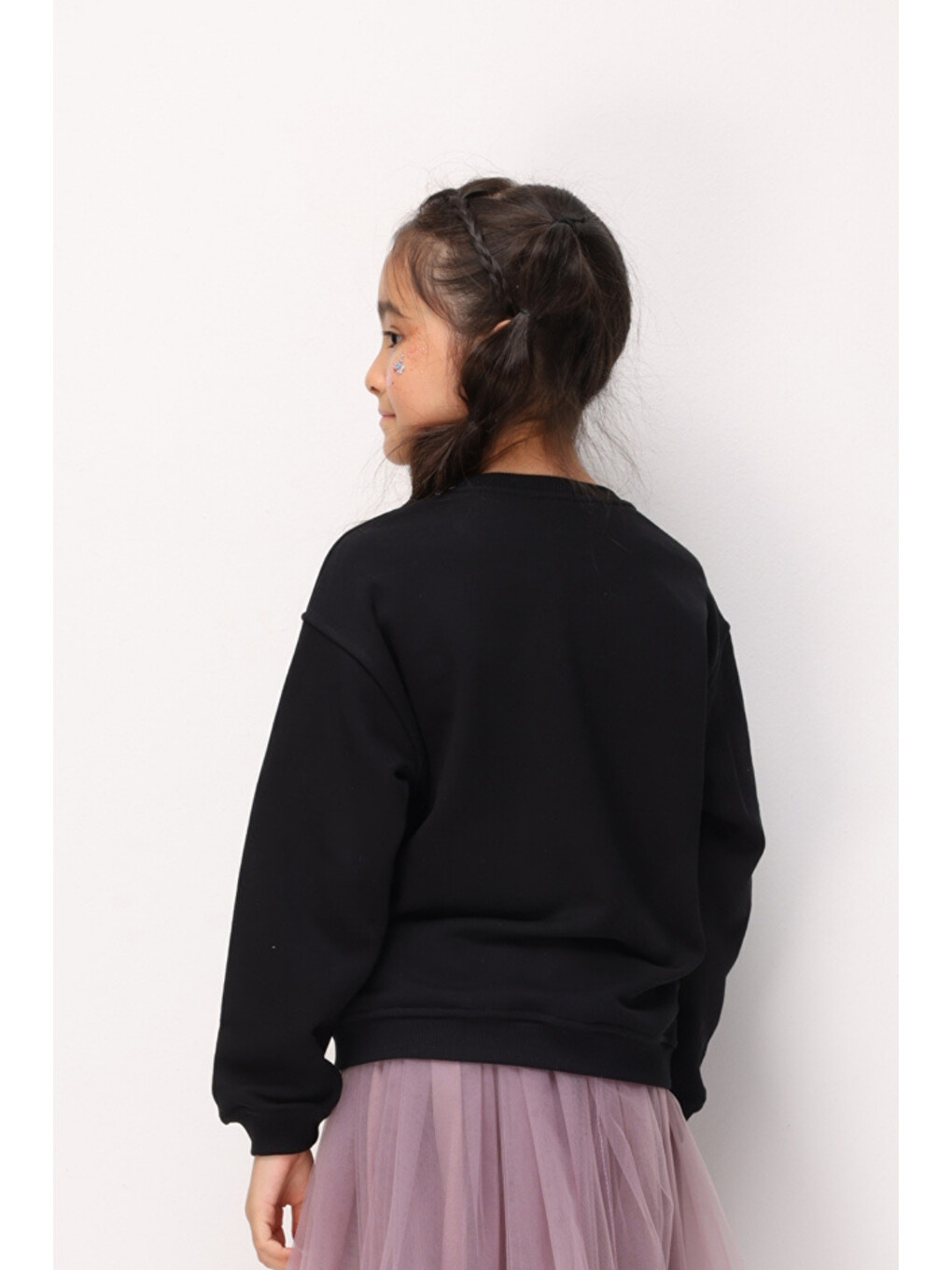 Siyah Pullu Yıldız Nakışlı Kız Çocuk Sweatshirt - Dina-2