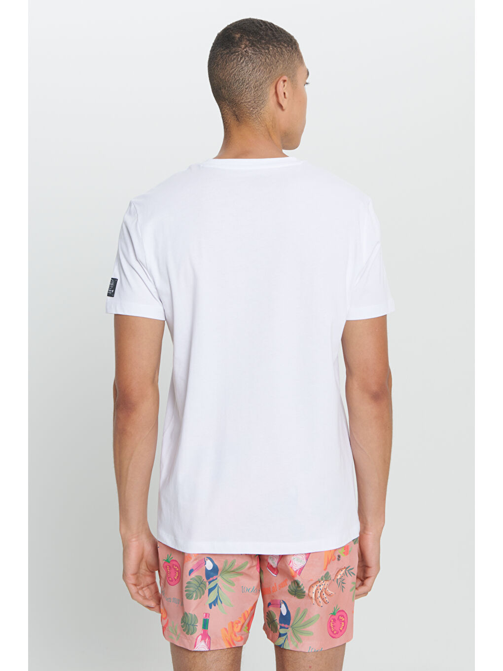 Erkek Beyaz Standart Fit Normal Kesim %100 Pamuk Baskılı Bisiklet Yaka Tişört-6