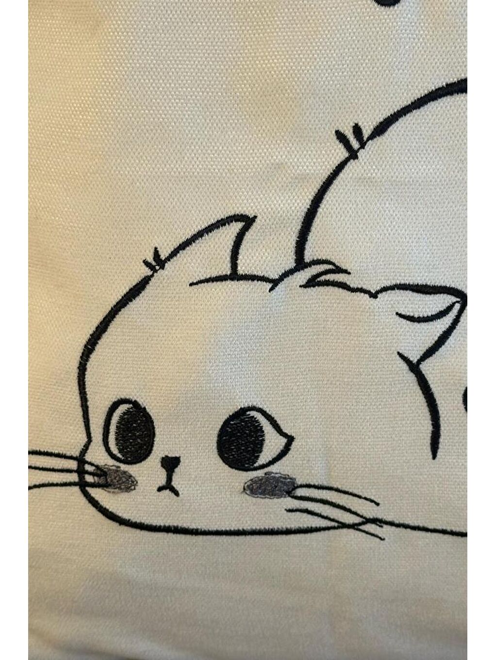 Karışık Kedicik Lüx Nakışlı Keten Kırlent Kılıfı 45x45 cm-1