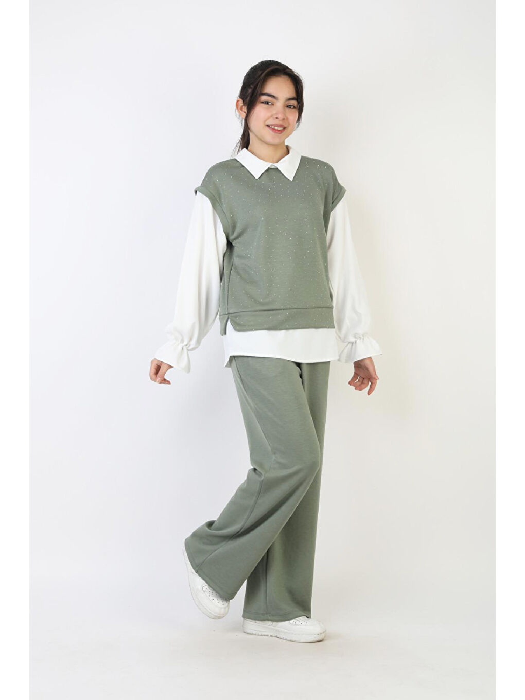 Yeşil Kız Çocuk 3'lü Takım - Double Face Kumaş-Taş Süslemeli ve Geniş Paçalı 12509