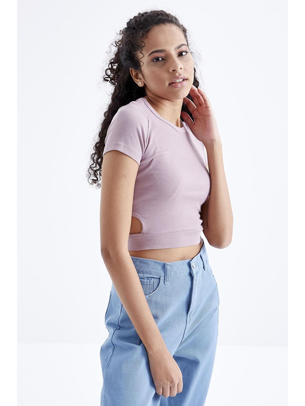 TOMMYLIFE Pembe Gül Kurusu Basic Yanı Pencereli O Yaka Kadın Crop Top T-Shirt - 97207