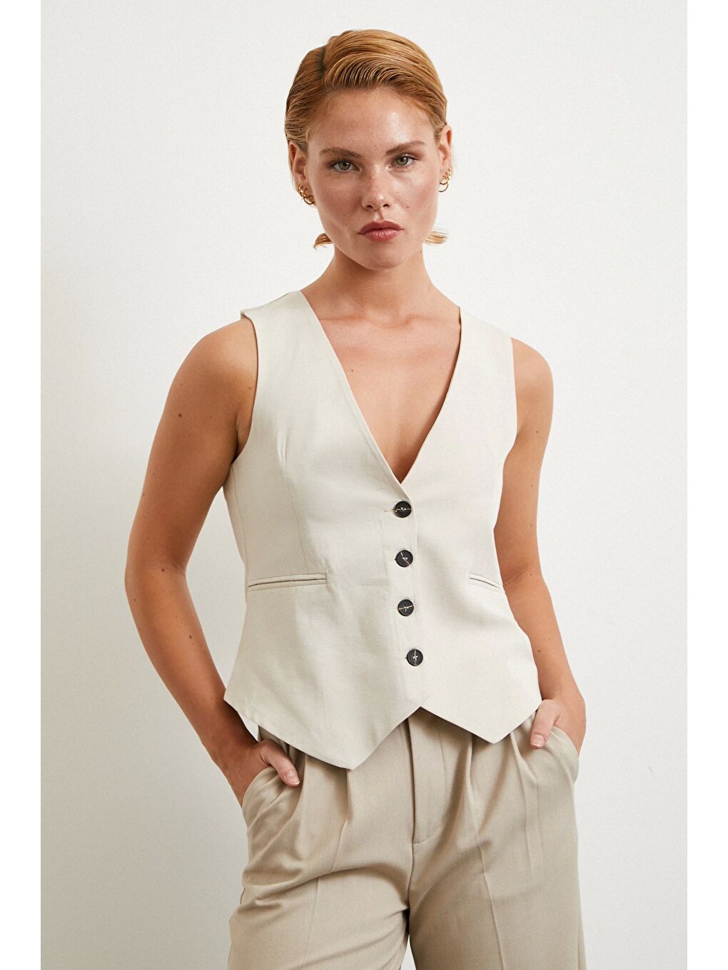 Ekru Cep Kapaklı Keten Yelek Krem-2