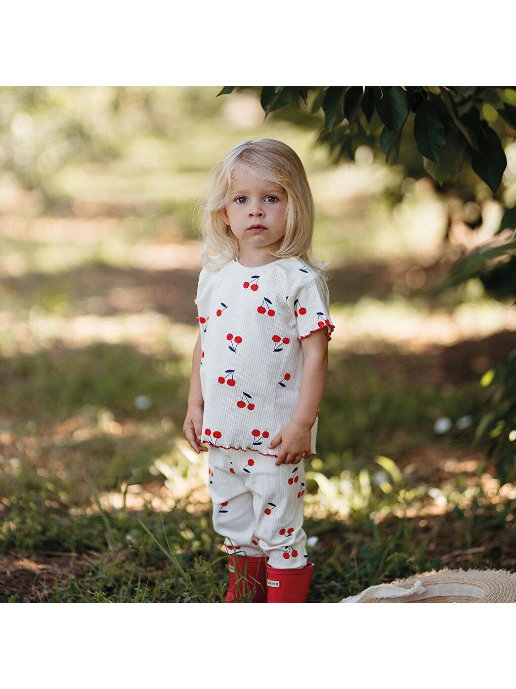 Ekru Kiraz Tshirt Tayt Set