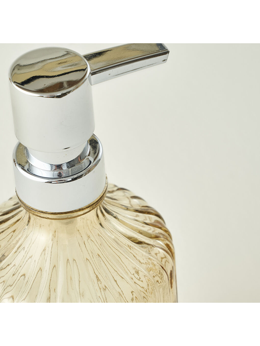 Sarı Silvia Sıvı Sabunluk Bal Köpüğü (500 ml)-1