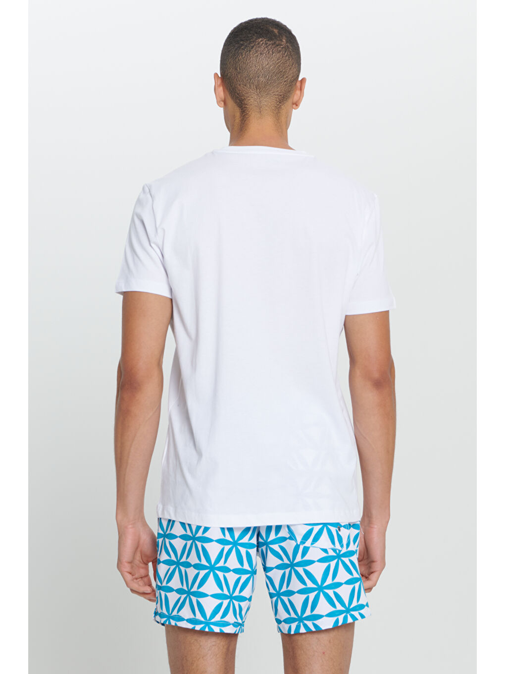 Erkek Beyaz Standart Fit Normal Kesim %100 Pamuk Baskılı Bisiklet Yaka Tişört-5