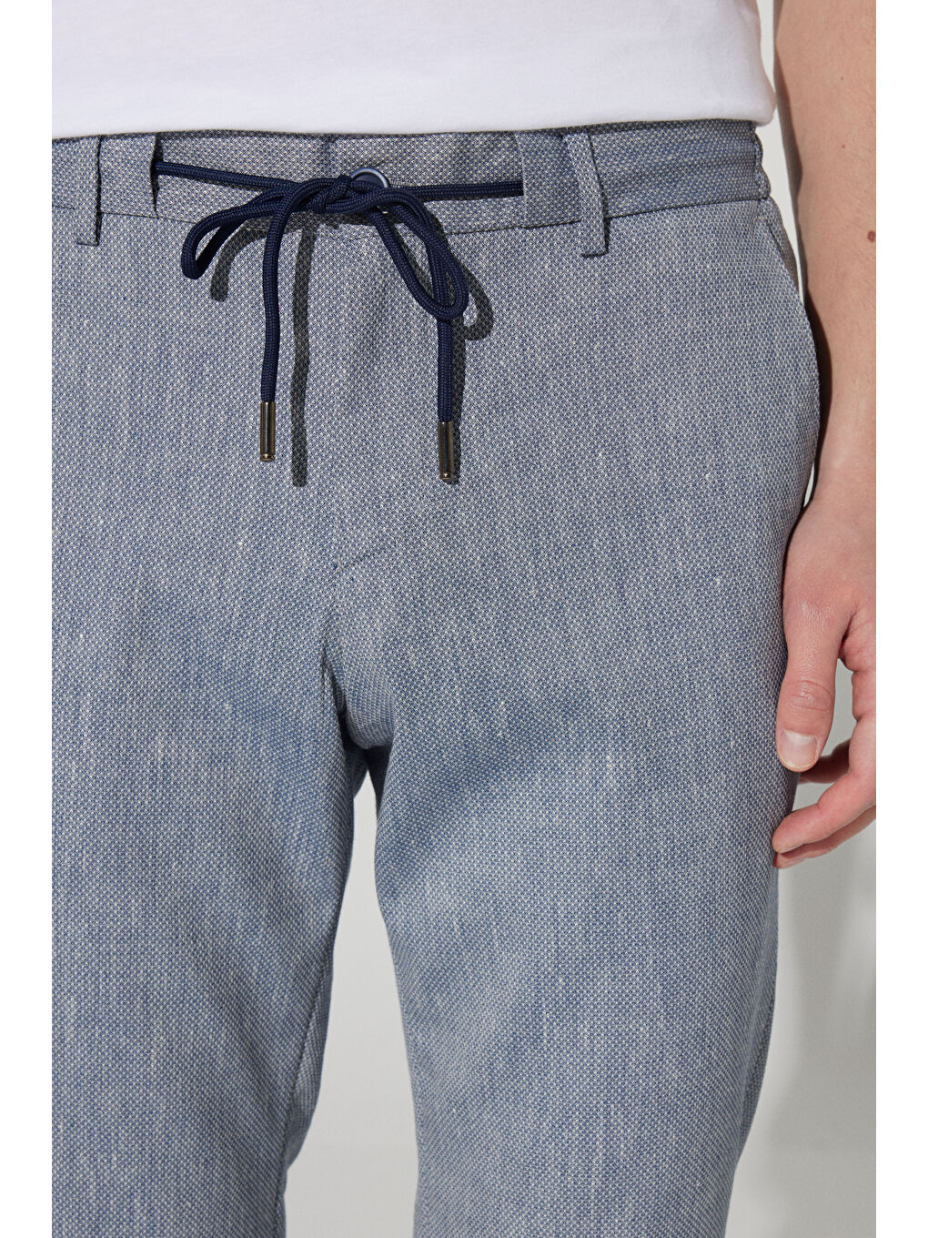 Erkek Lacivert Slim Fit Dar Kesim Keten Karışımlı Yan Cepli Beli Bağlamalı Pantolon-2