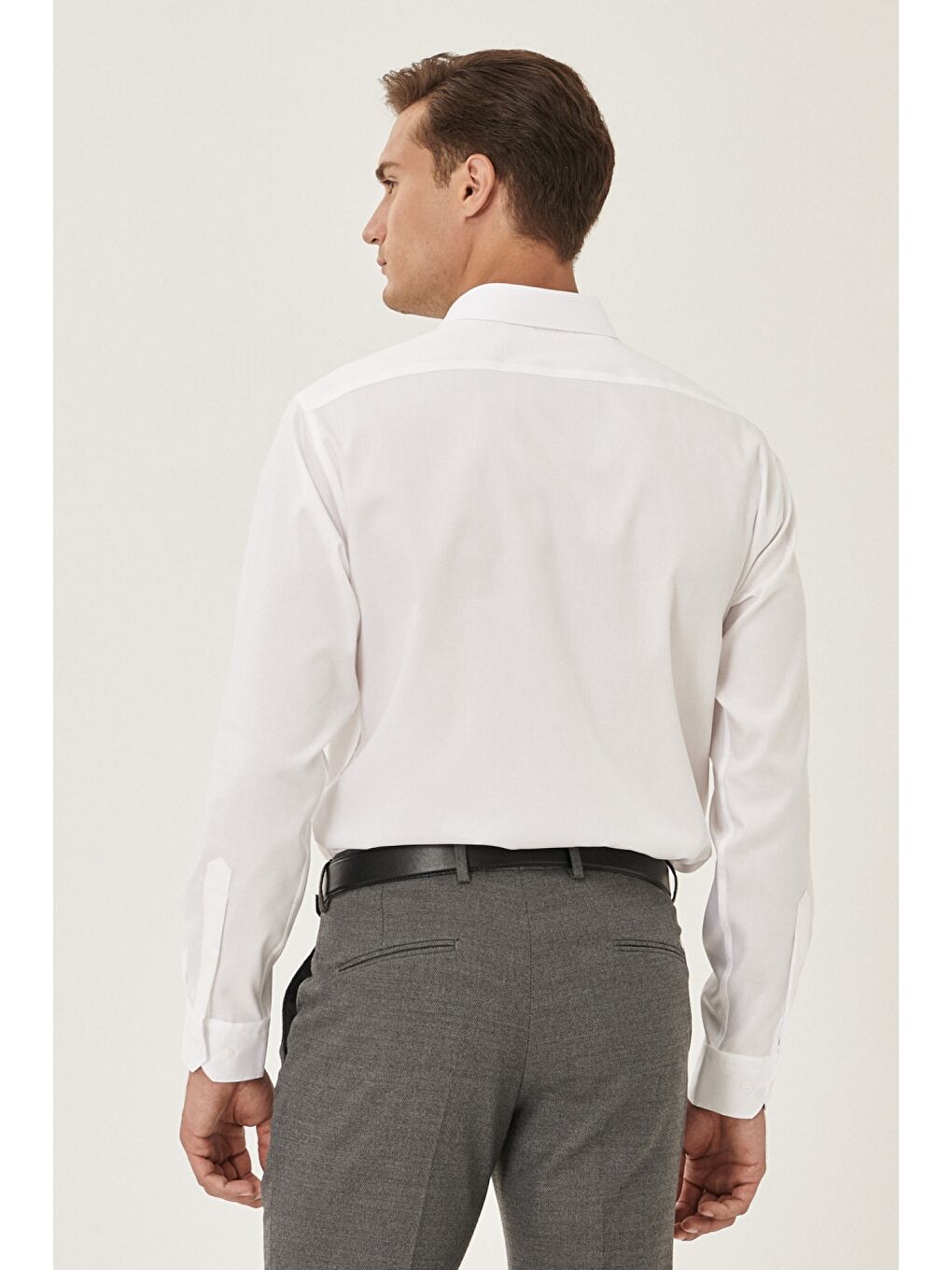 Erkek Beyaz Ütü Gerektirmeyen Non-Iron Comfort Fit Geniş Kesim %100 Pamuk Klasik Yaka Gömlek-5