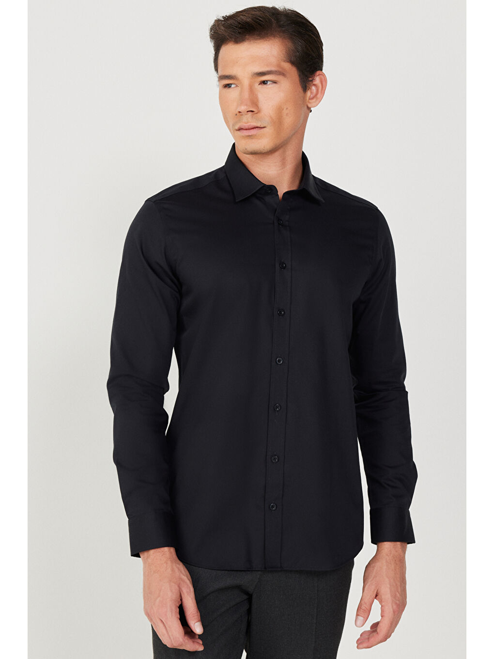 Erkek Siyah Ütü Gerektirmeyen Non-Iron Slim Fit %100 Pamuk Gömlek-2