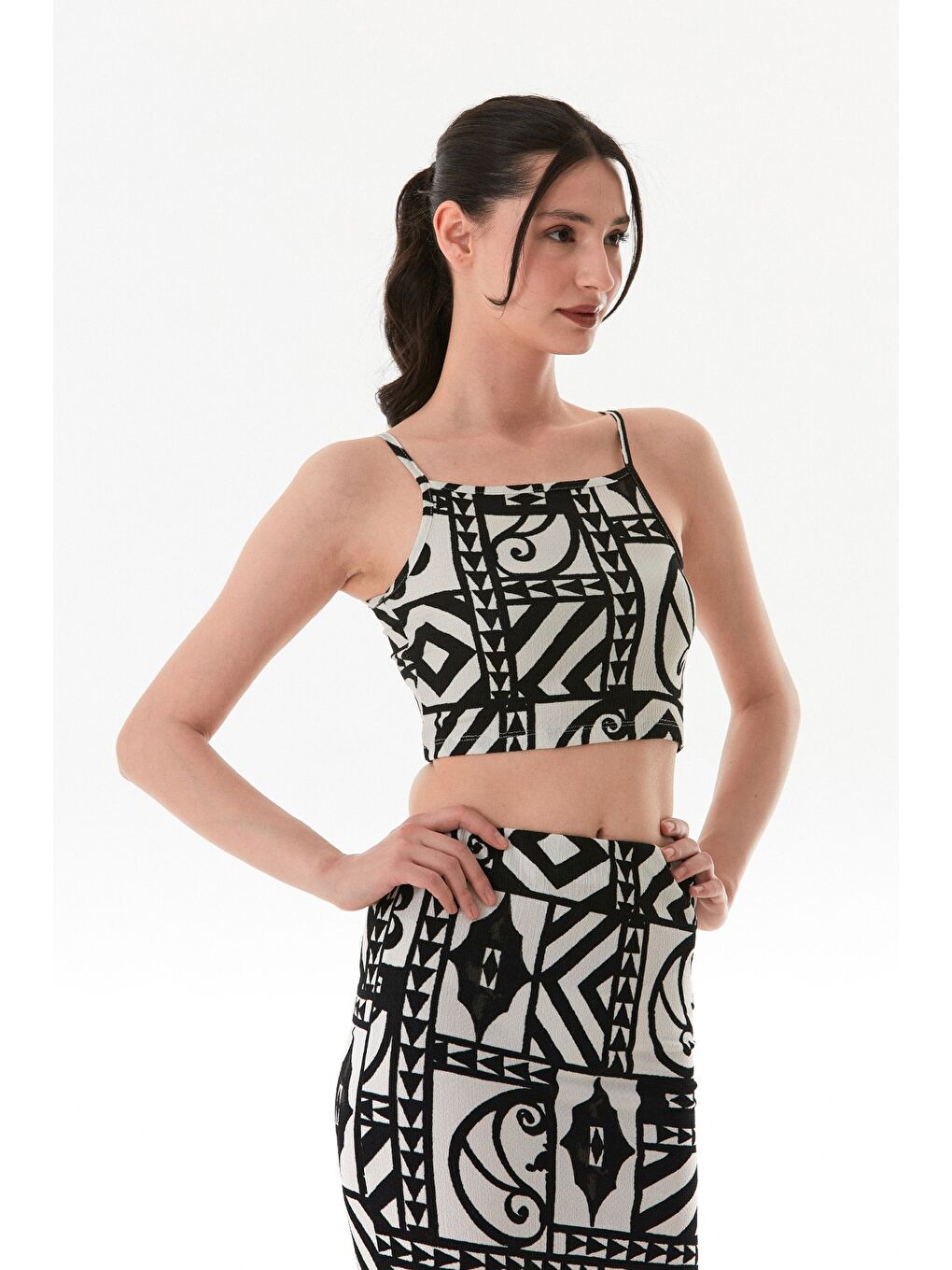 Siyah Bürümcük Kumaş Desenli 2 Li Takım-3