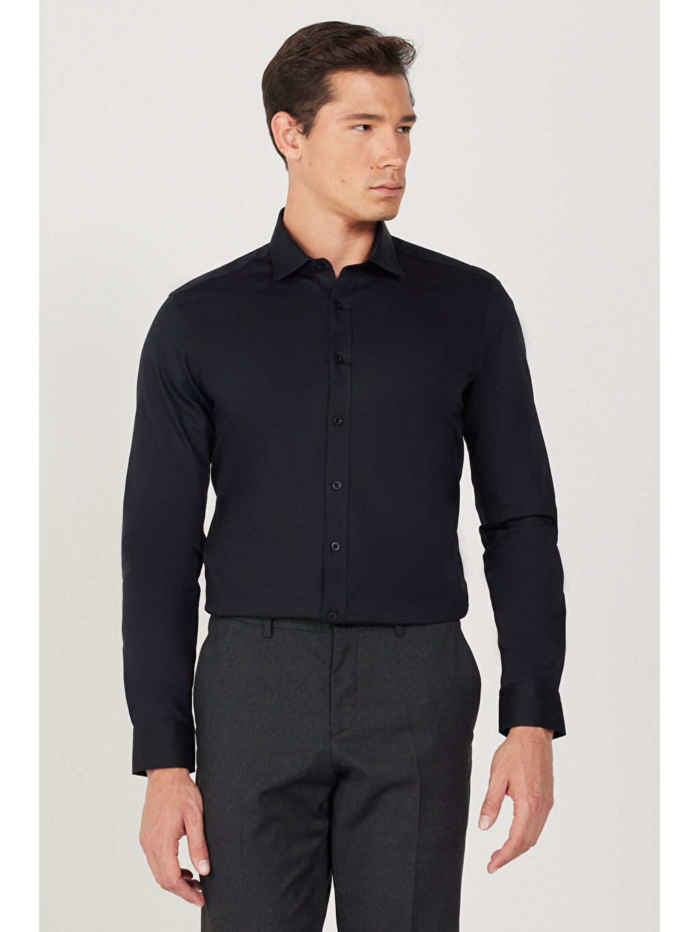 Erkek Siyah Ütü Gerektirmeyen Non-Iron Slim Fit %100 Pamuk Gömlek-4