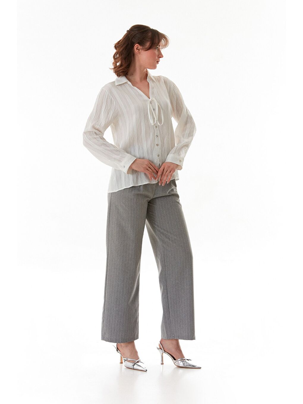 Ekru Önü Bağlamalı Düğmeli Salaş Gömlek-2