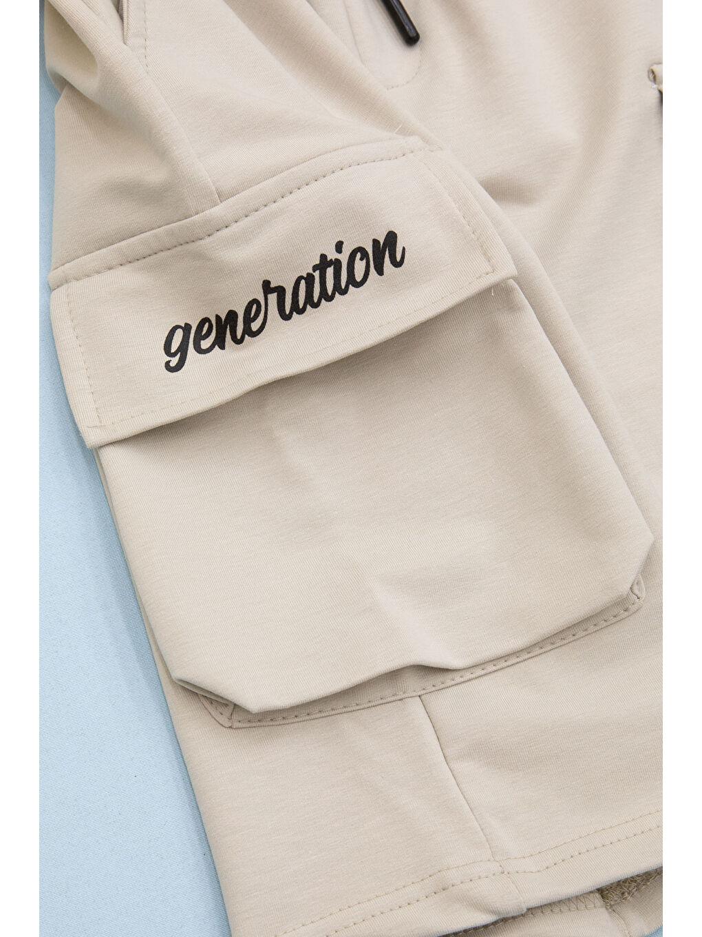 Ekru Krem Cebi Yazı Baskılı Beli Lastikli Erkek Çocuk Şort 21164-3