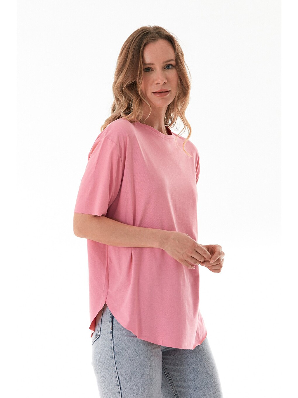 Pembe Basic Bisiklet Yaka Yanları Yırtmaçlı Modal Tişört-1