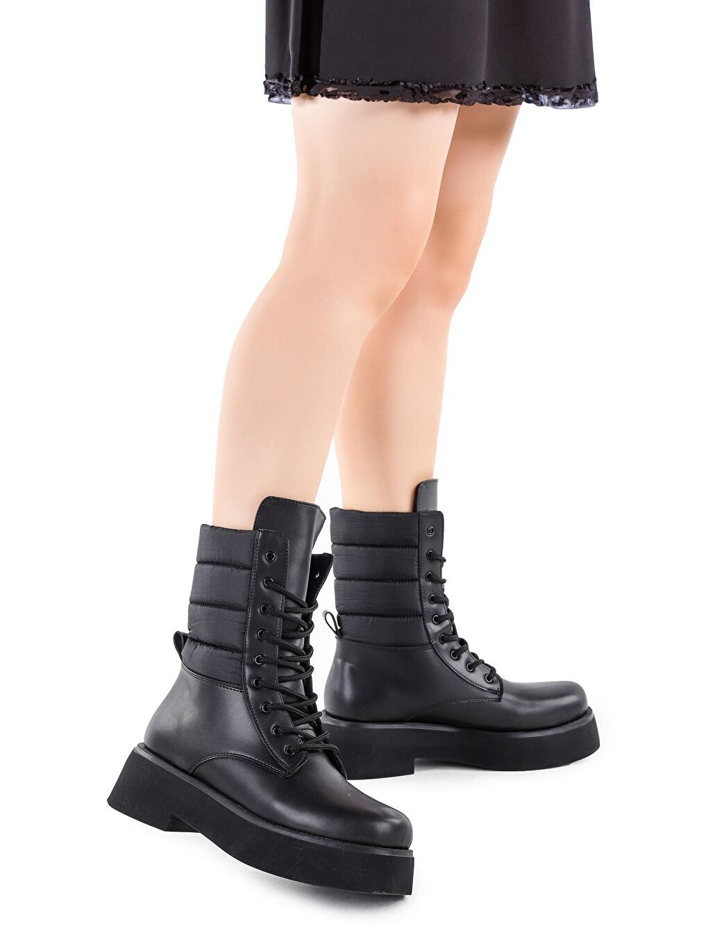 Siyah Cilt Fermuarlı Kadın Bot Ayakkabı Fls 52-454