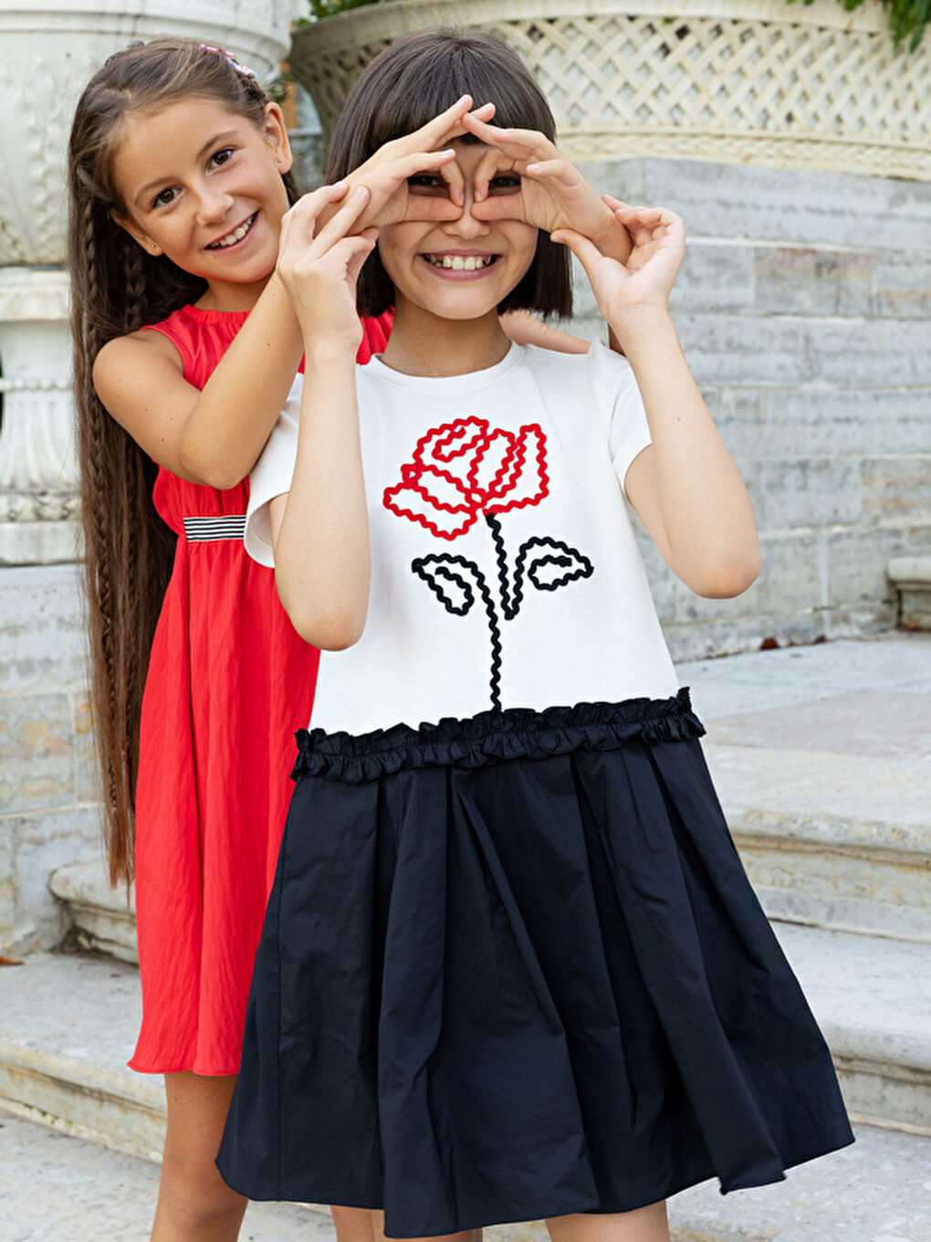 Siyah Gül Desenli Örme Üst Tafta Etek Elbise-4