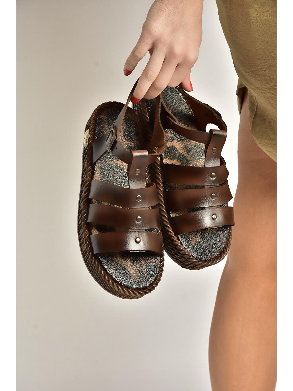 Kahverengi Kadın Sandalet Y390119903-3