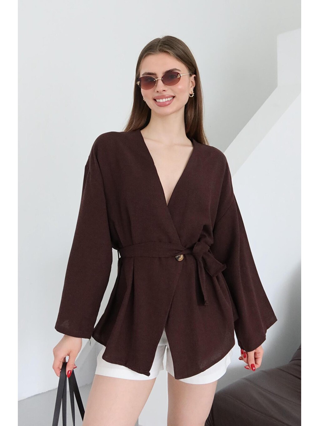 Kahverengi Düğme Detaylı Kemerli Kimono - 005