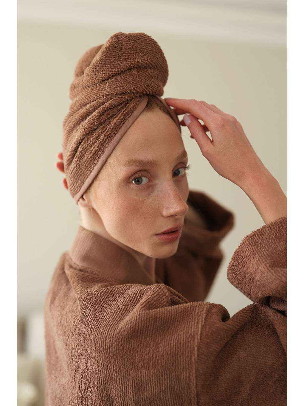 Kahverengi Solena Düğmeli Havlu Bone Kahve-2