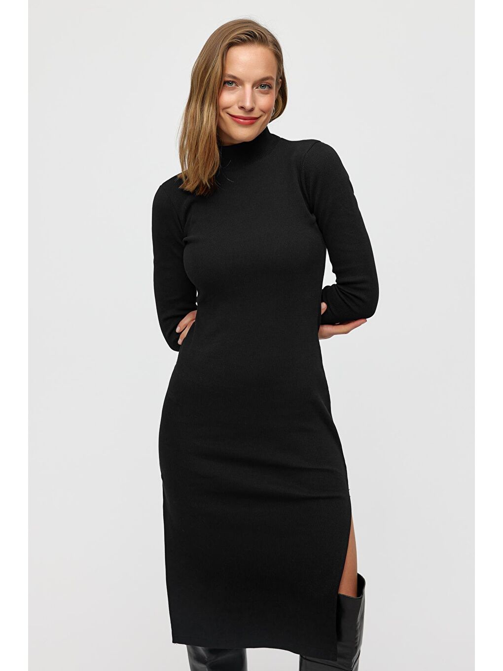 Düz Renk Yarım Boğazlı Fitilli Elbise-Siyah-2