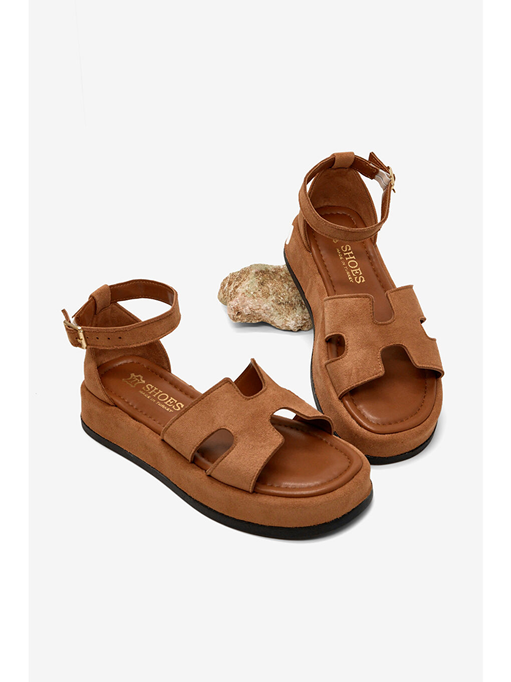 Kahverengi Kadın Taba Süet Rahat Kalıp Bilekten Bağlanmalı Sandalet-1