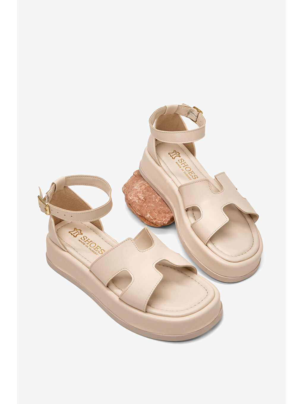 Kadın Bej Rahat Kalıp Bilekten Bağlanmalı Sandalet-3