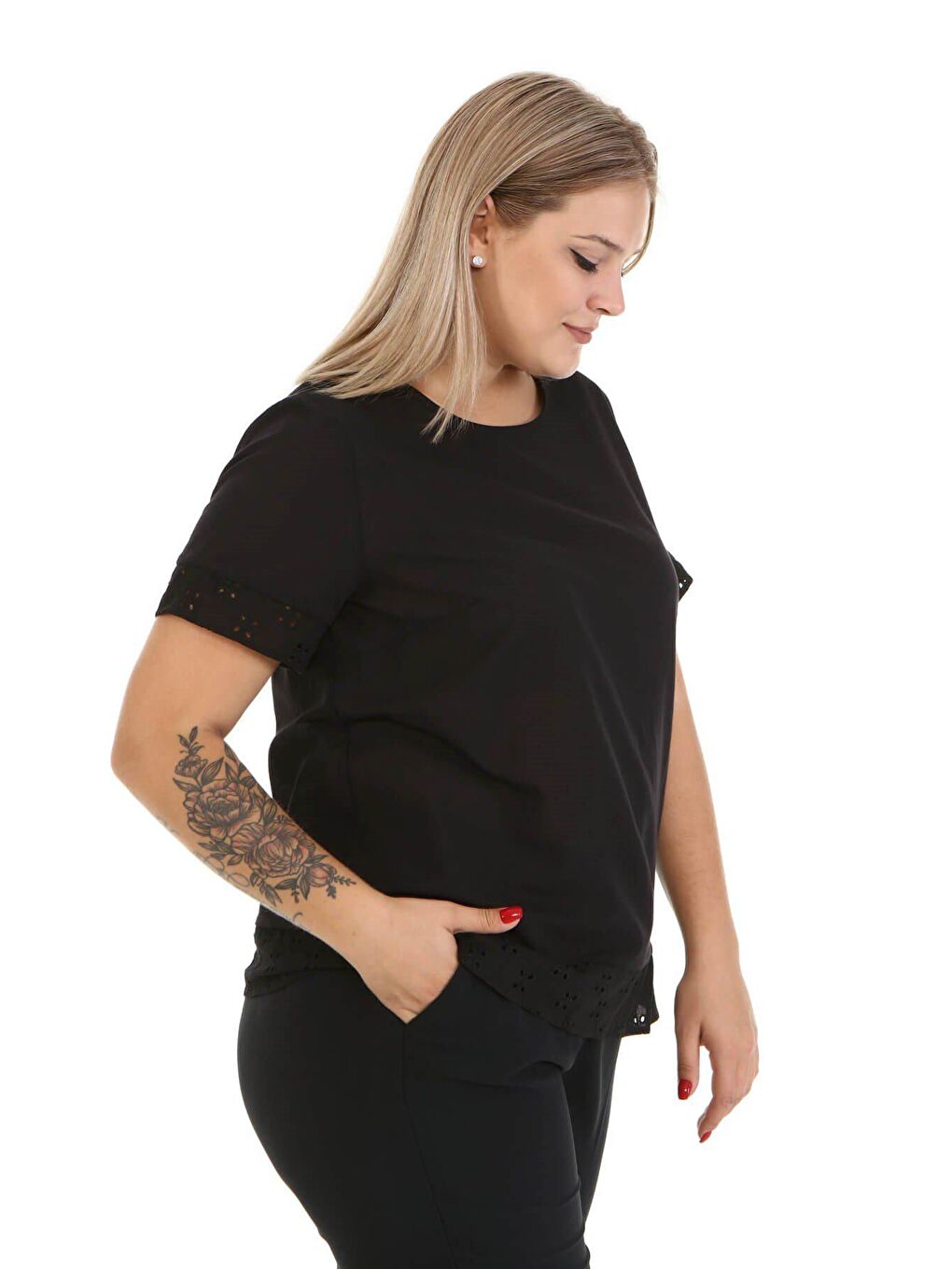 Siyah Kol ve Etek Ucu Fistolu Bluz-2