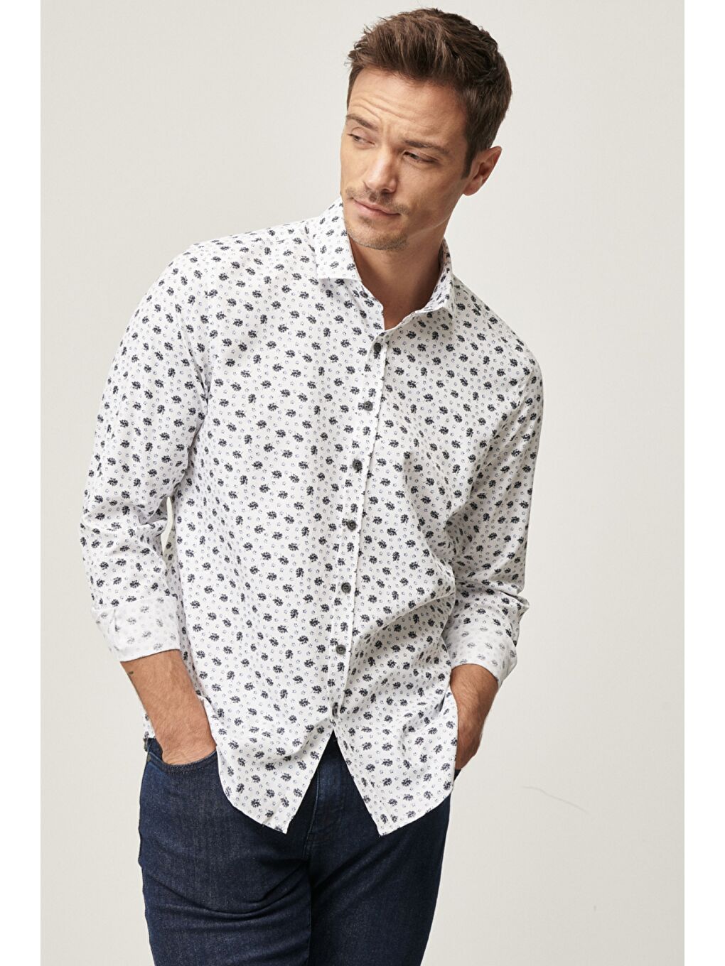 Erkek Beyaz-Gri Tailored Slim Fit İtalyan Yaka Baskılı Gömlek-1