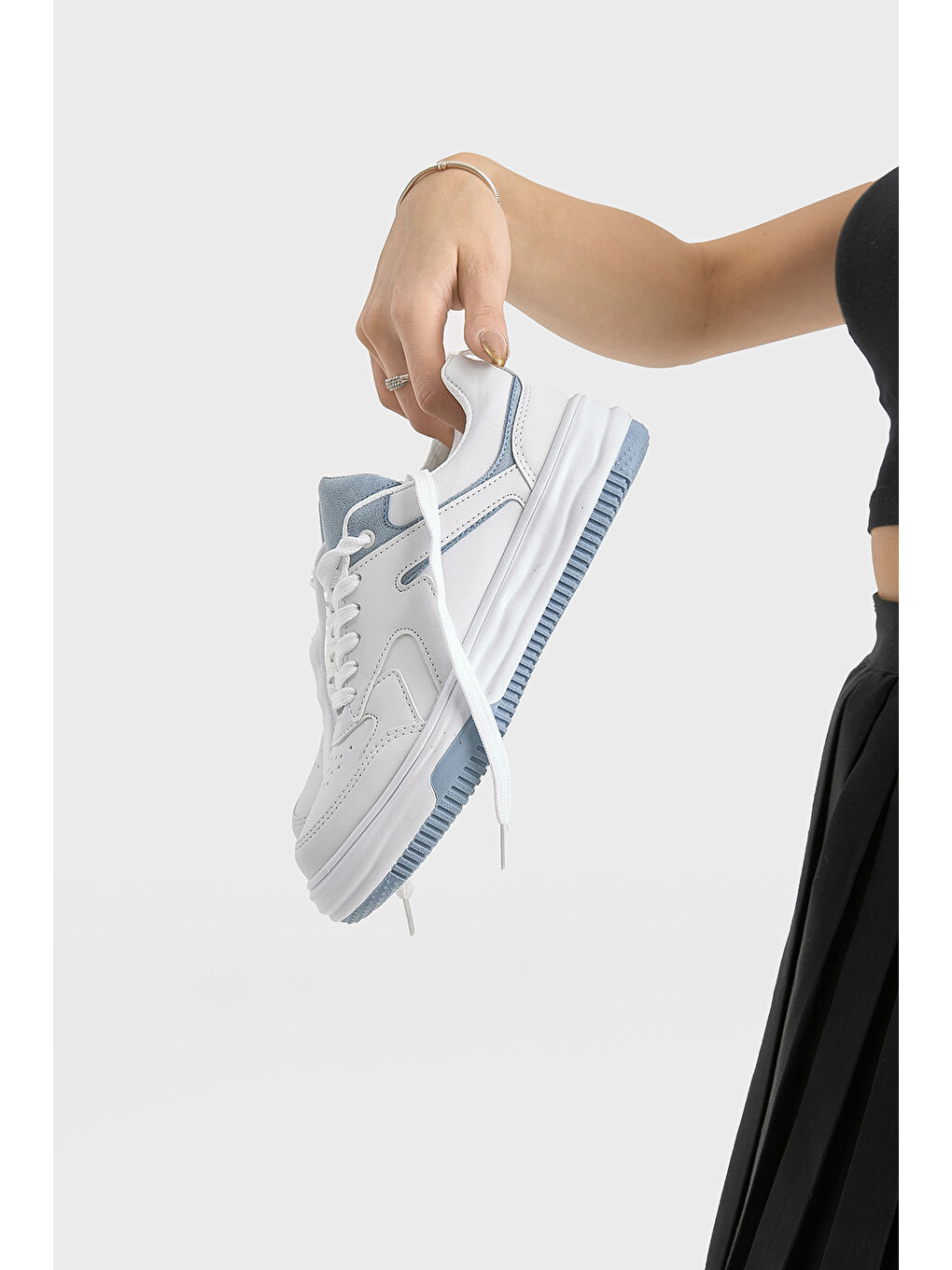 Kadın Beyaz Mavi Termo Taban Bağcıklı Spor Ayakkabı-1