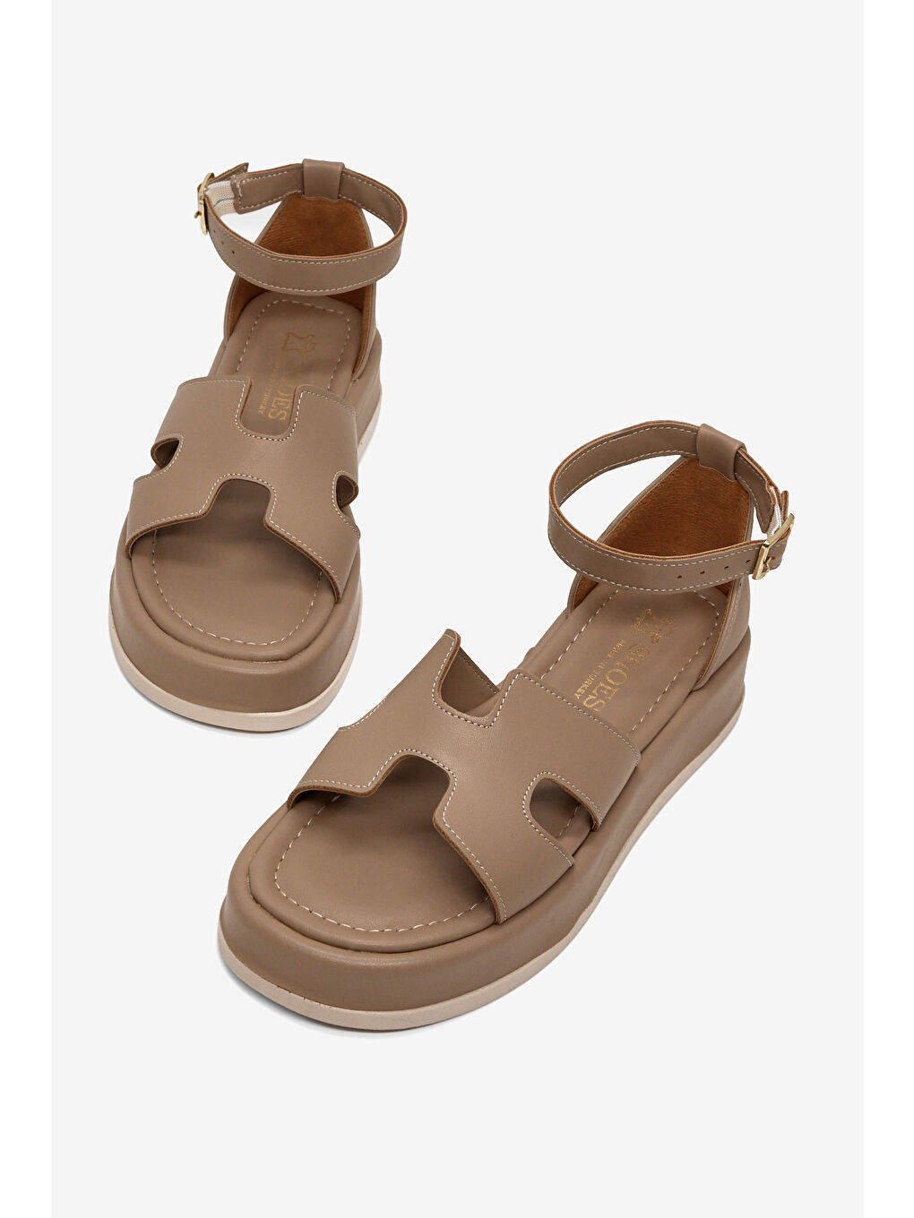 Bej Kadın Vizon Cilt Rahat Kalıp Bilekten Bağlanmalı Sandalet-1