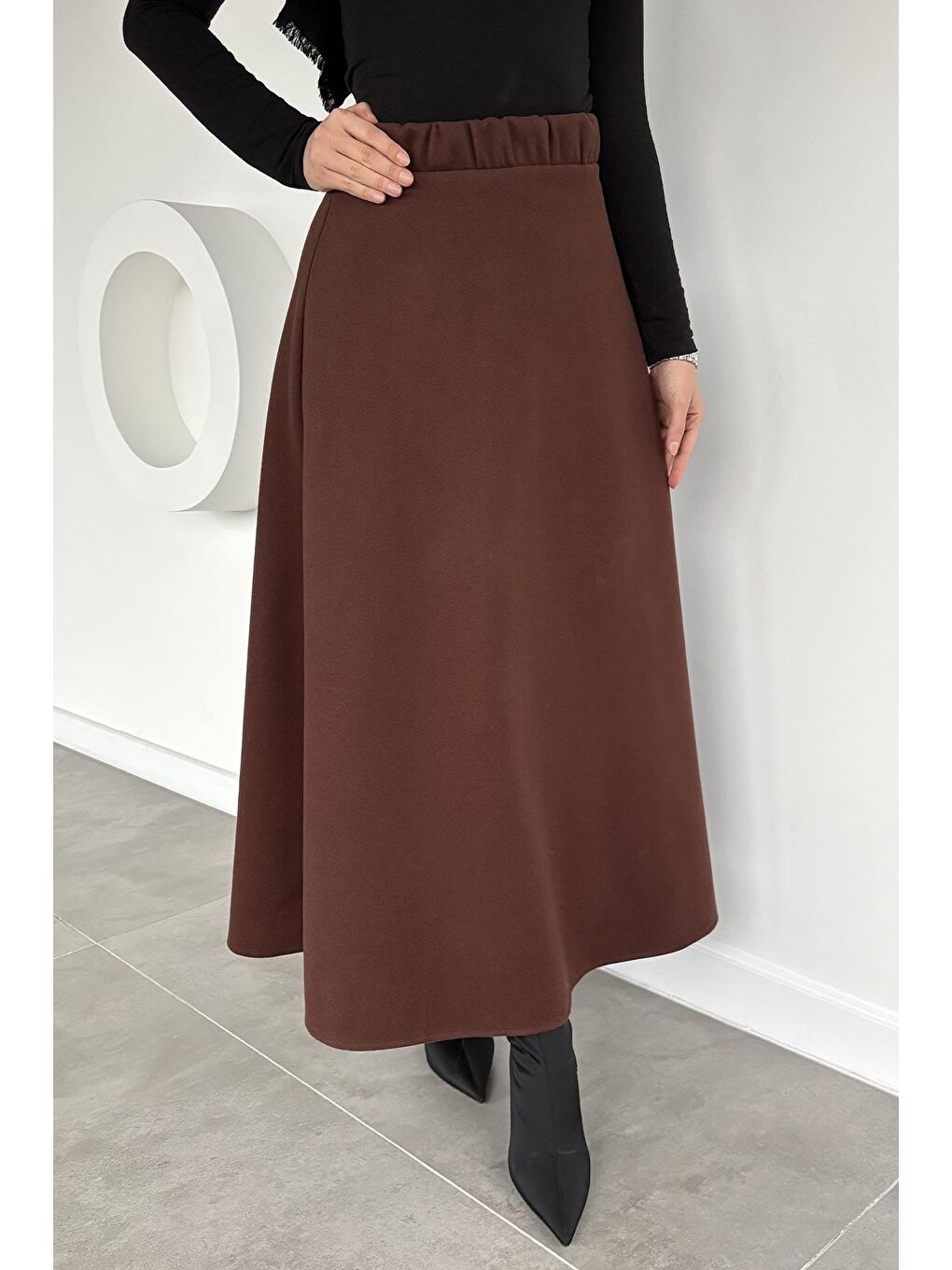 Kahverengi Bel Lastikli Kaşe Tesettür Etek-3