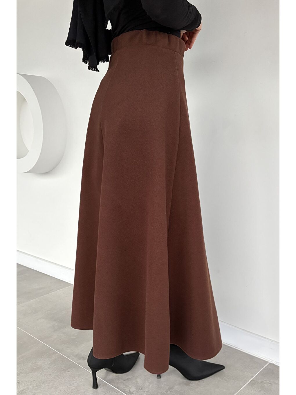 Kahverengi Bel Lastikli Kaşe Tesettür Etek-5
