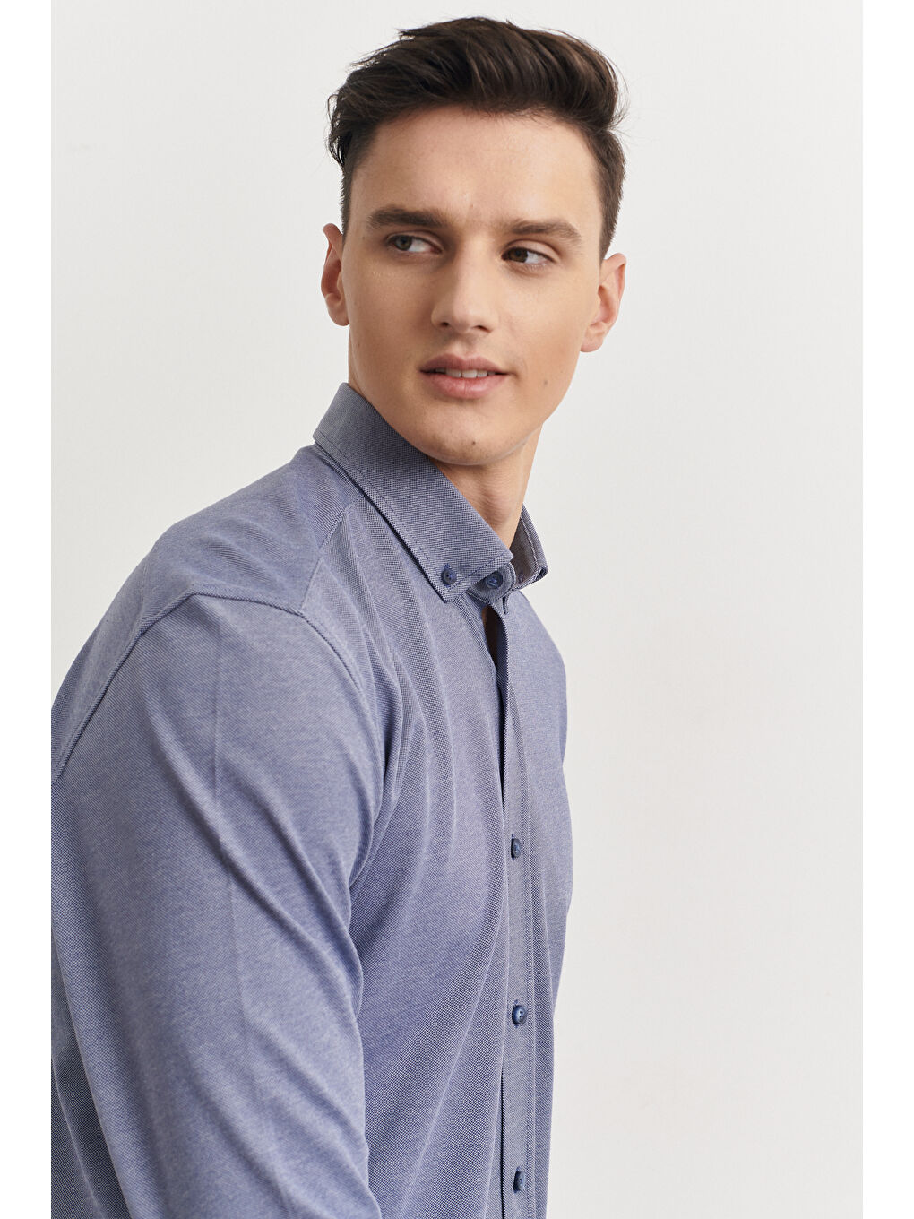 Erkek Lacivert Slim Fit Dar Kesim Oxford Düğmeli Yaka Pike Desenli Pamuklu Gömlek-2