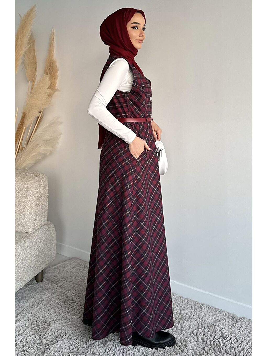 Bordo Ekose Desenli Kemerli Tesettür Jile Elbise-7