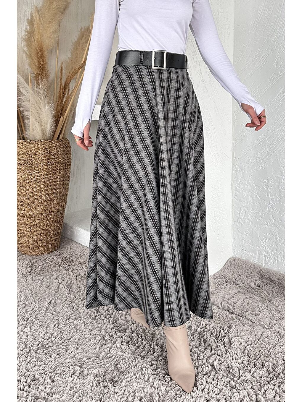 Gri Ekose Desenli Kemer Aksesuarlı Tesettür Kiloş Etek-3