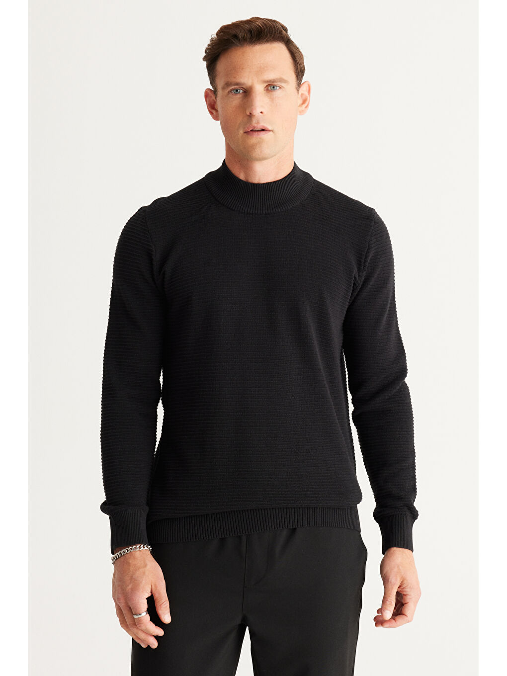 Erkek Siyah Recycle Standart Fit Yarım Balıkçı Yaka Pamuklu Desenli Triko Kazak-1