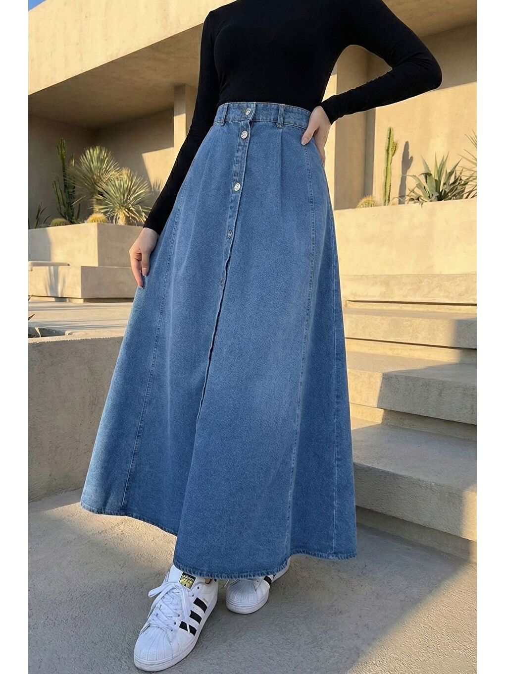 Mavi Tesettür Boydan Düğmeli Pileli Jean Jean Etek-1
