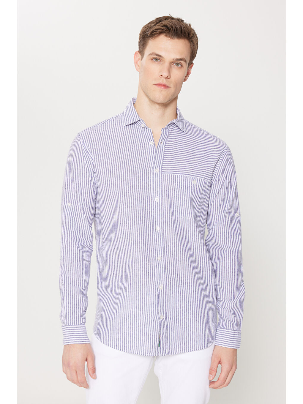 Erkek Lacivert-Beyaz Keten Comfort Fit Rahat Kesim Klasik Yaka Çizgili Gömlek