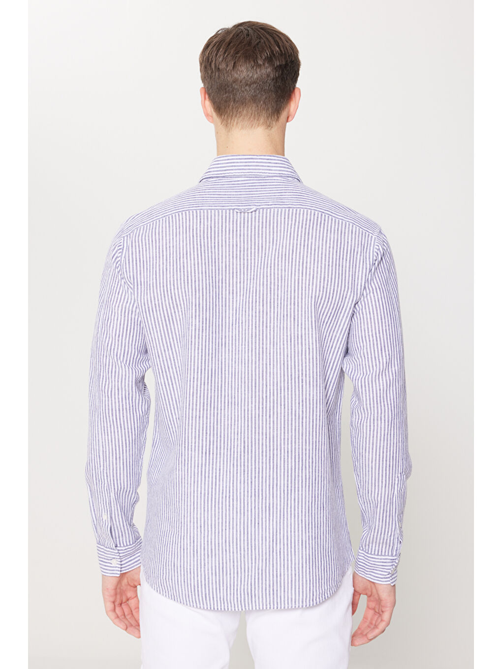 Erkek Lacivert-Beyaz Keten Comfort Fit Rahat Kesim Klasik Yaka Çizgili Gömlek-5