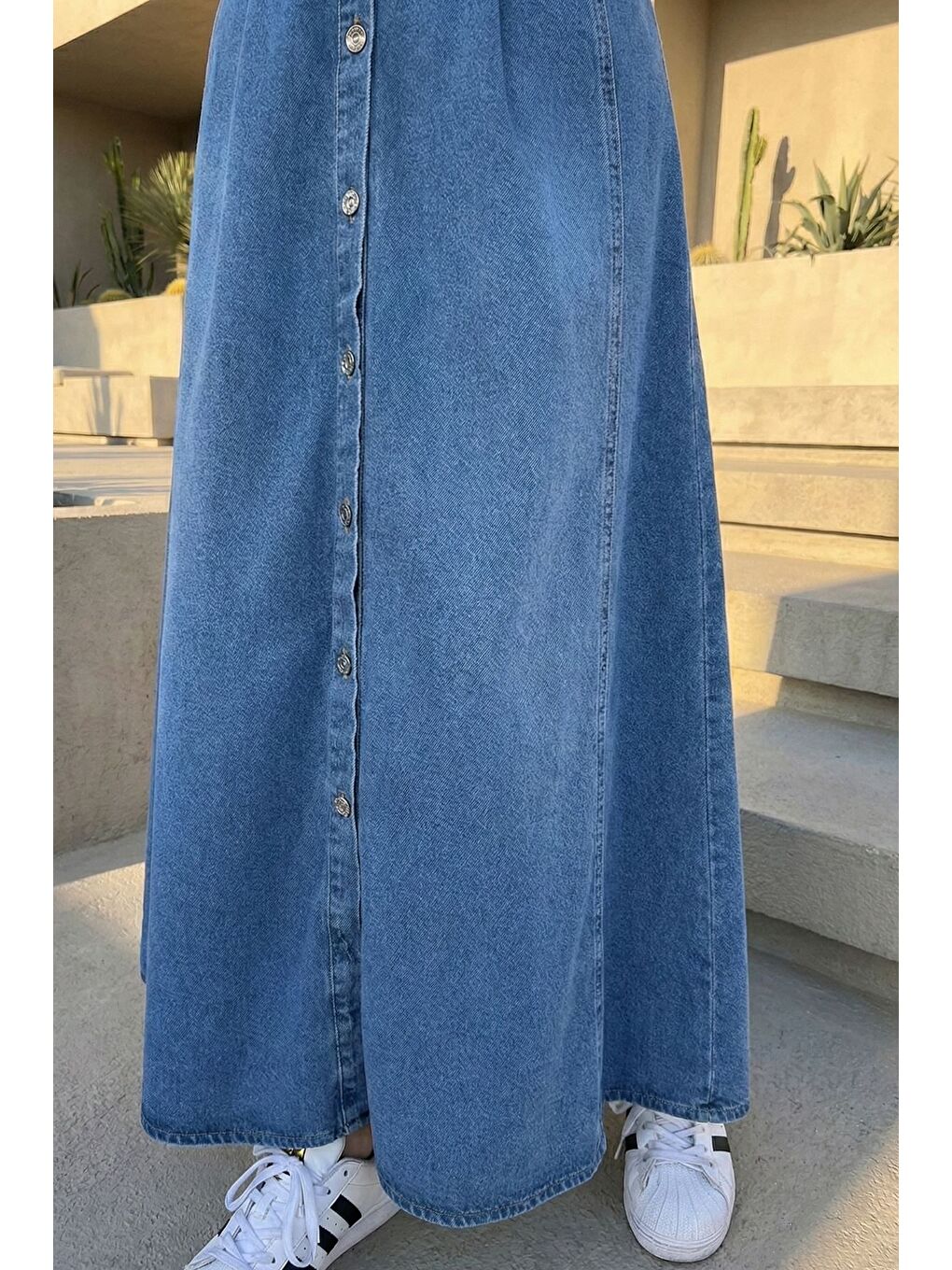 Mavi Tesettür Boydan Düğmeli Pileli Jean Jean Etek-7
