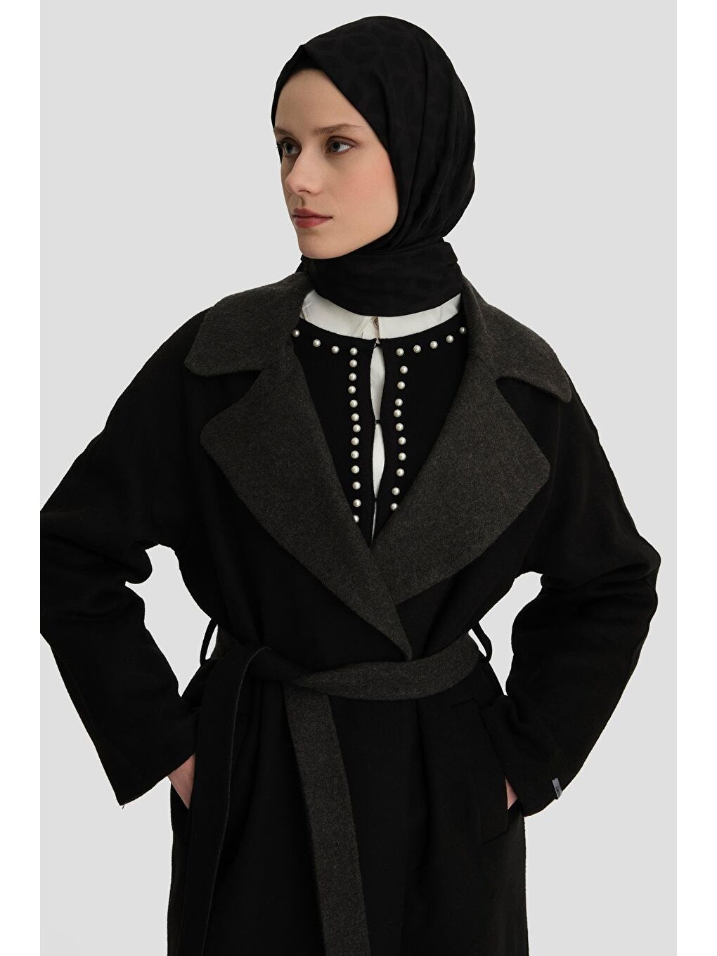 ARMİNE Erkek Yaka Handmade Manto 24K8110 Siyah