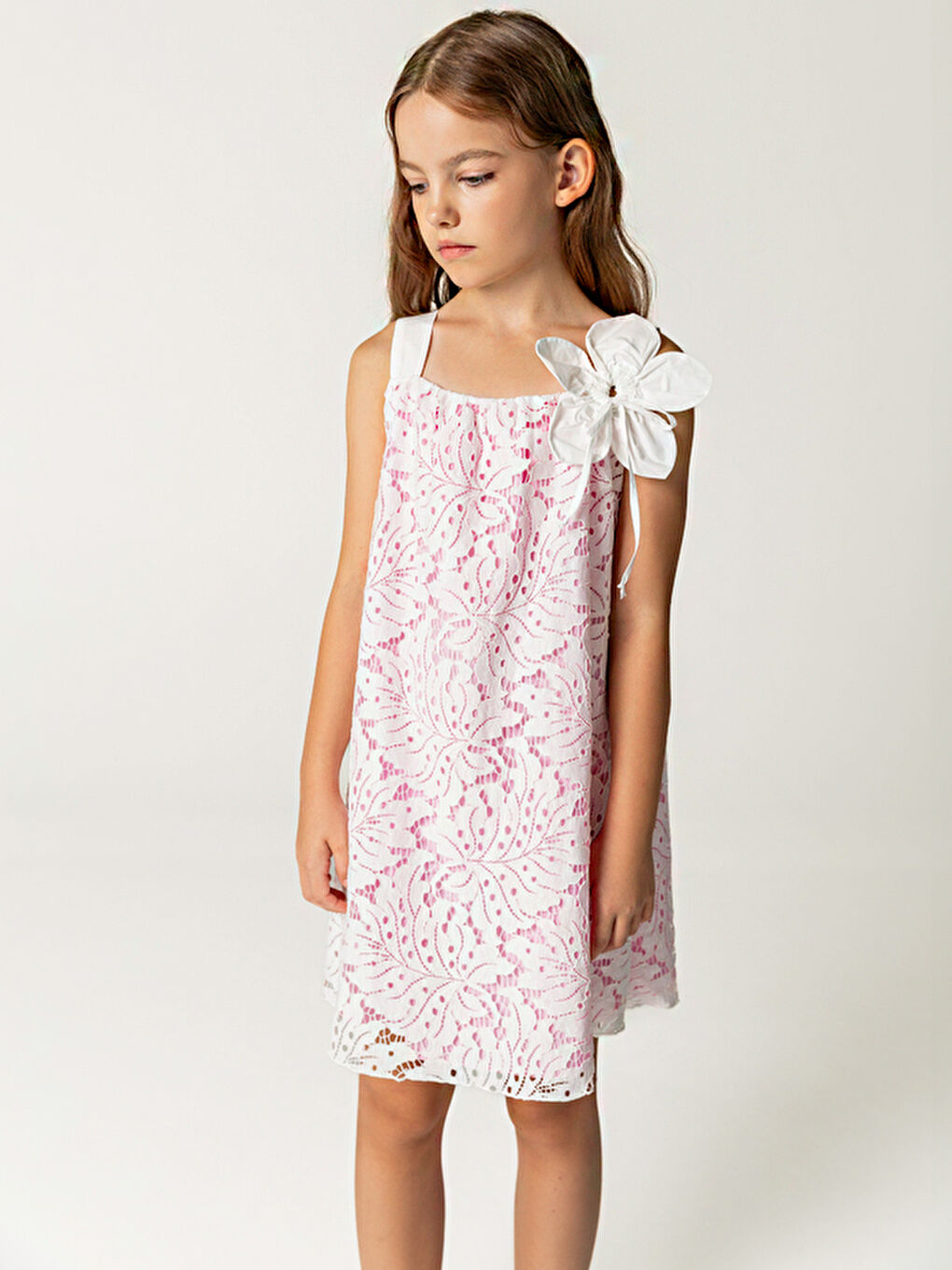 Beyaz Dantel Pembe Pamuk Astarlı Askılı Kız Çocuk Elbise