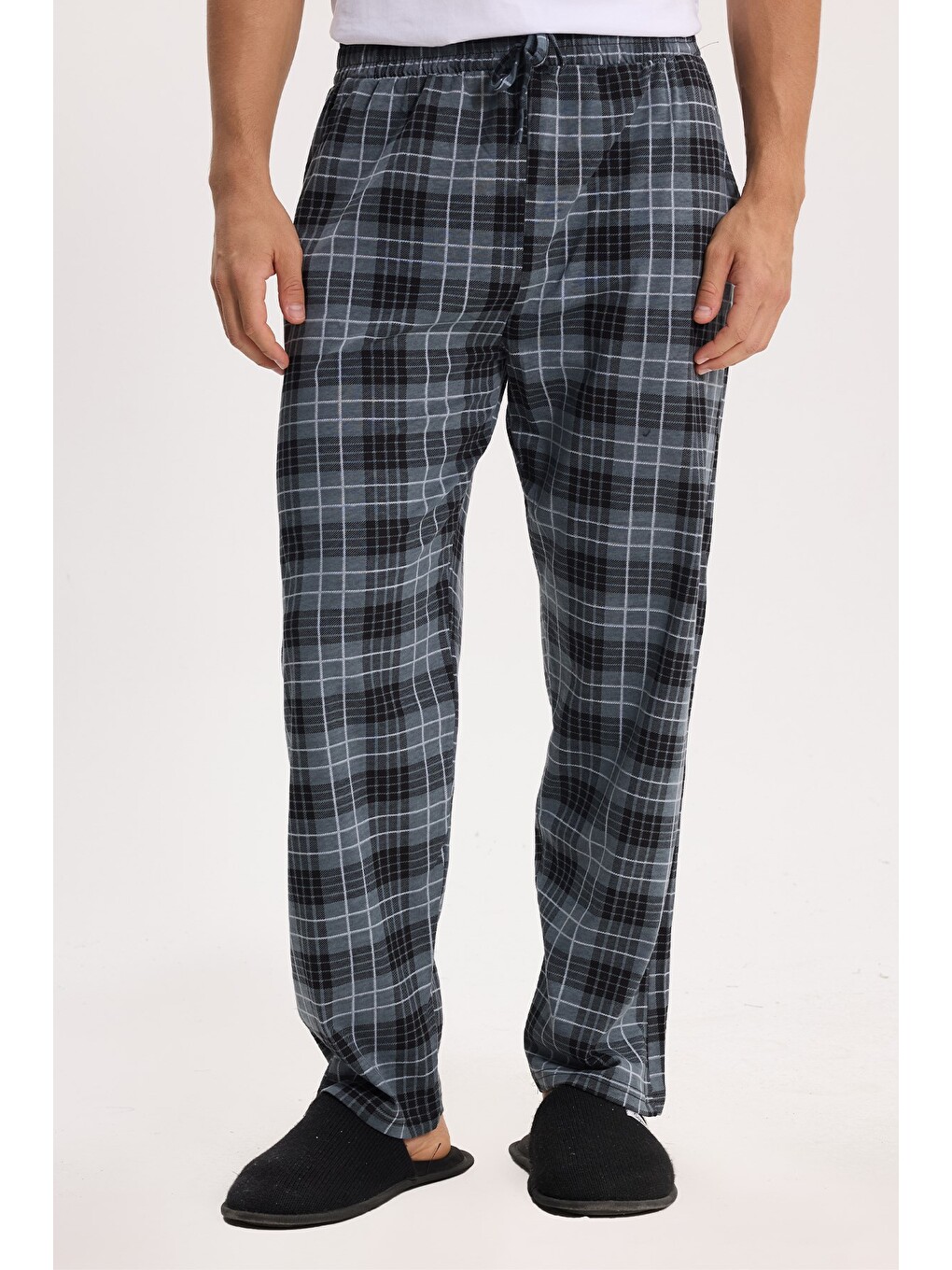Erkek Standart Fit Normal Kesim Pamuklu Kareli Beli Bağcıklı Cepli Gri Pijama Altı-4