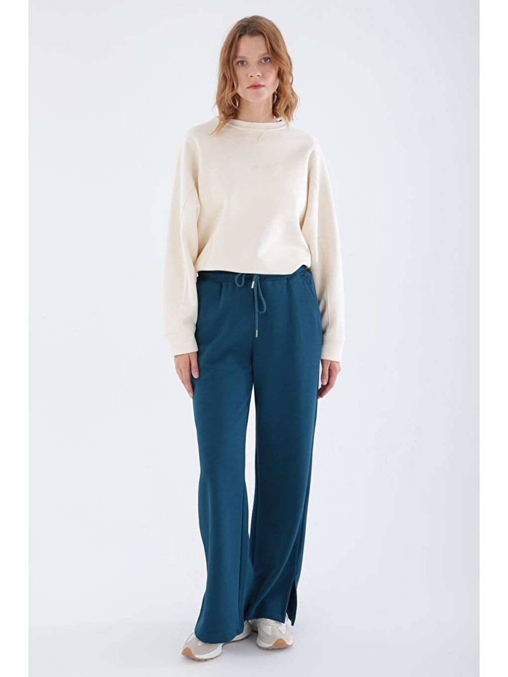 Petrol-Paçası Yırtmaçlı Eşofman Altı-1