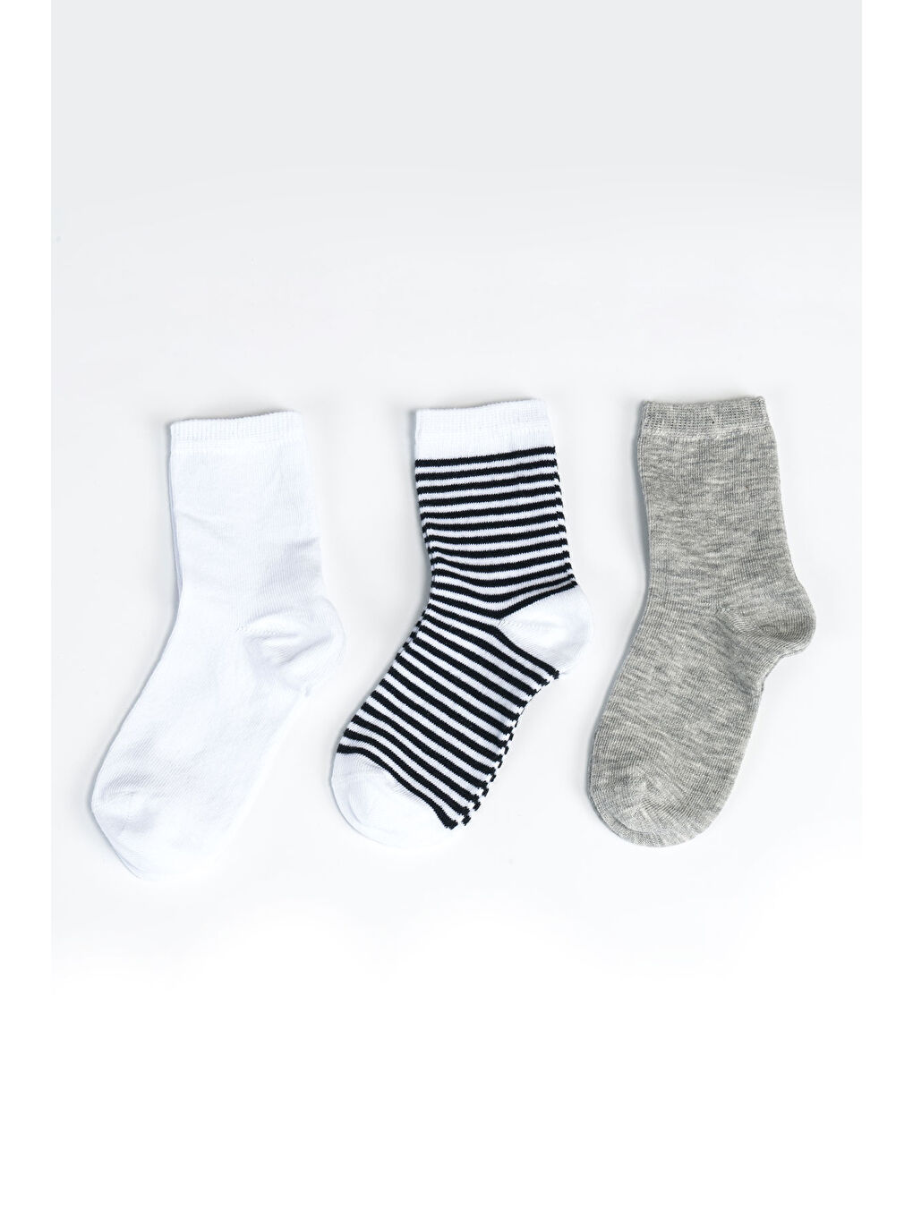 Ekru Erkek Çocuk Dikişsiz 3 'lü Soket Çorap 3 Yaş - 6 yaş