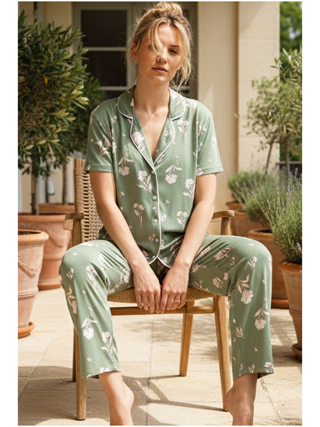 Yeşil Düğmeli Biyeli Viskon Örme Pijama Takım 26120766