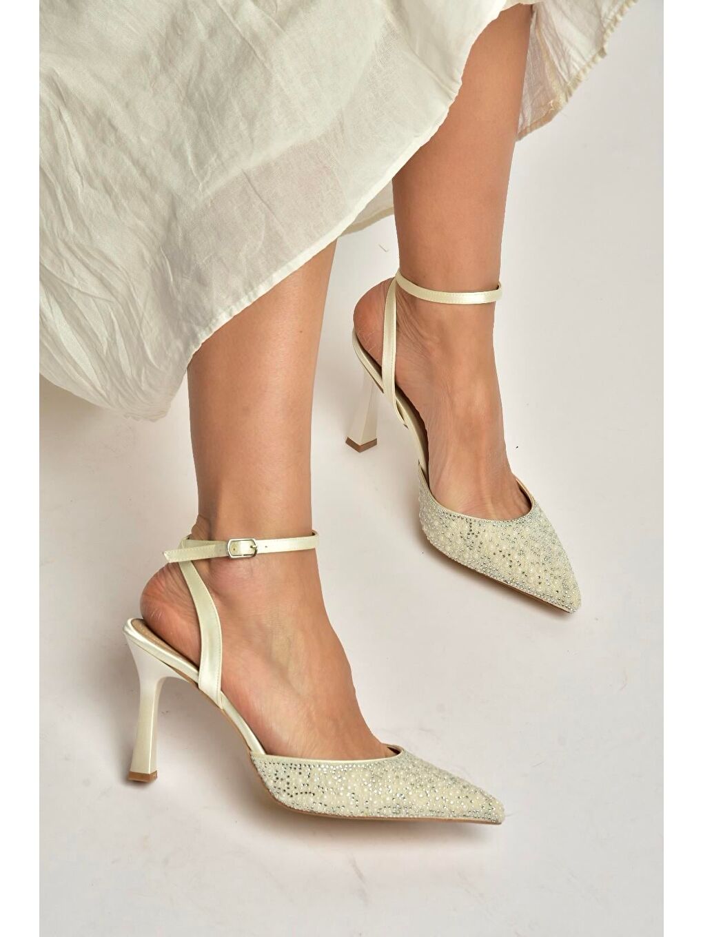 Bej Ten Kadın Topuklu Ayakkabı U676417604