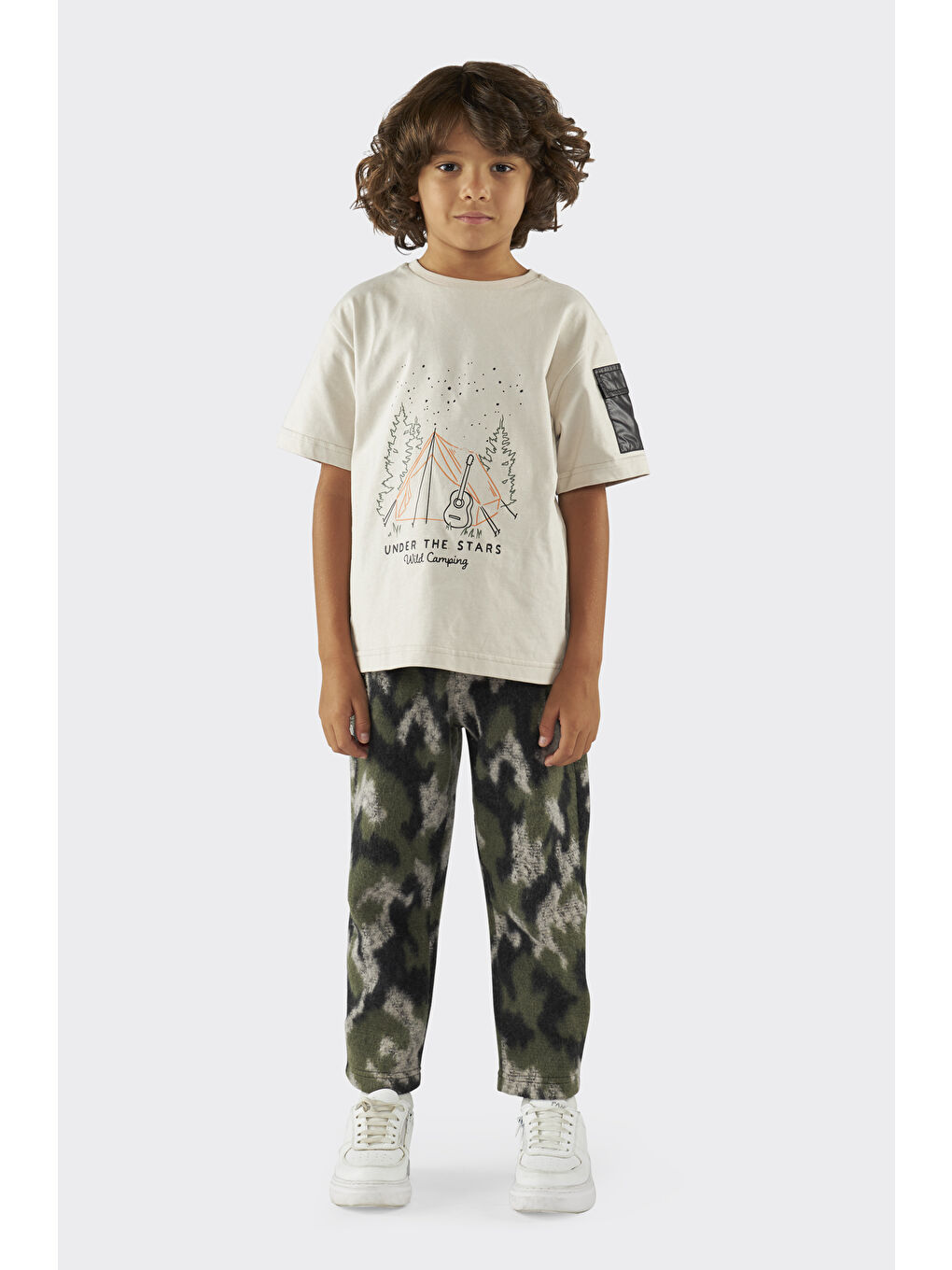 Gri Erkek Çocuk Baskı Detaylı Tişört-7