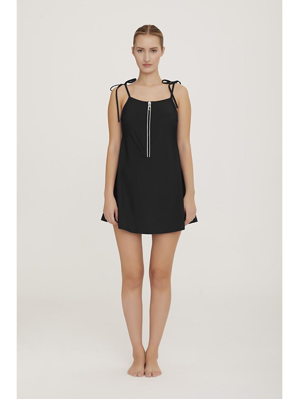 İp Askı Mayo Yarı Kapalı Mayo Cara 3588 Siyah-1